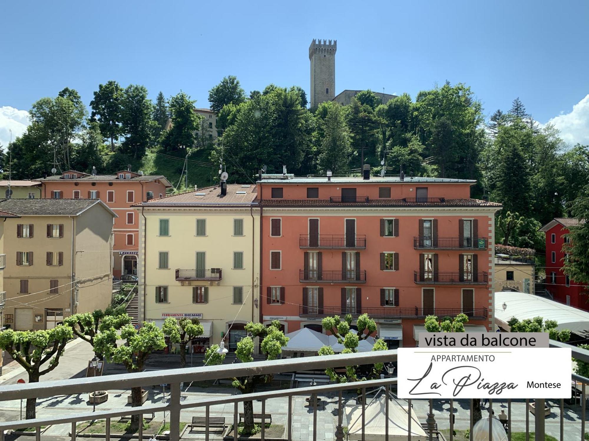 La Piazza * Montese